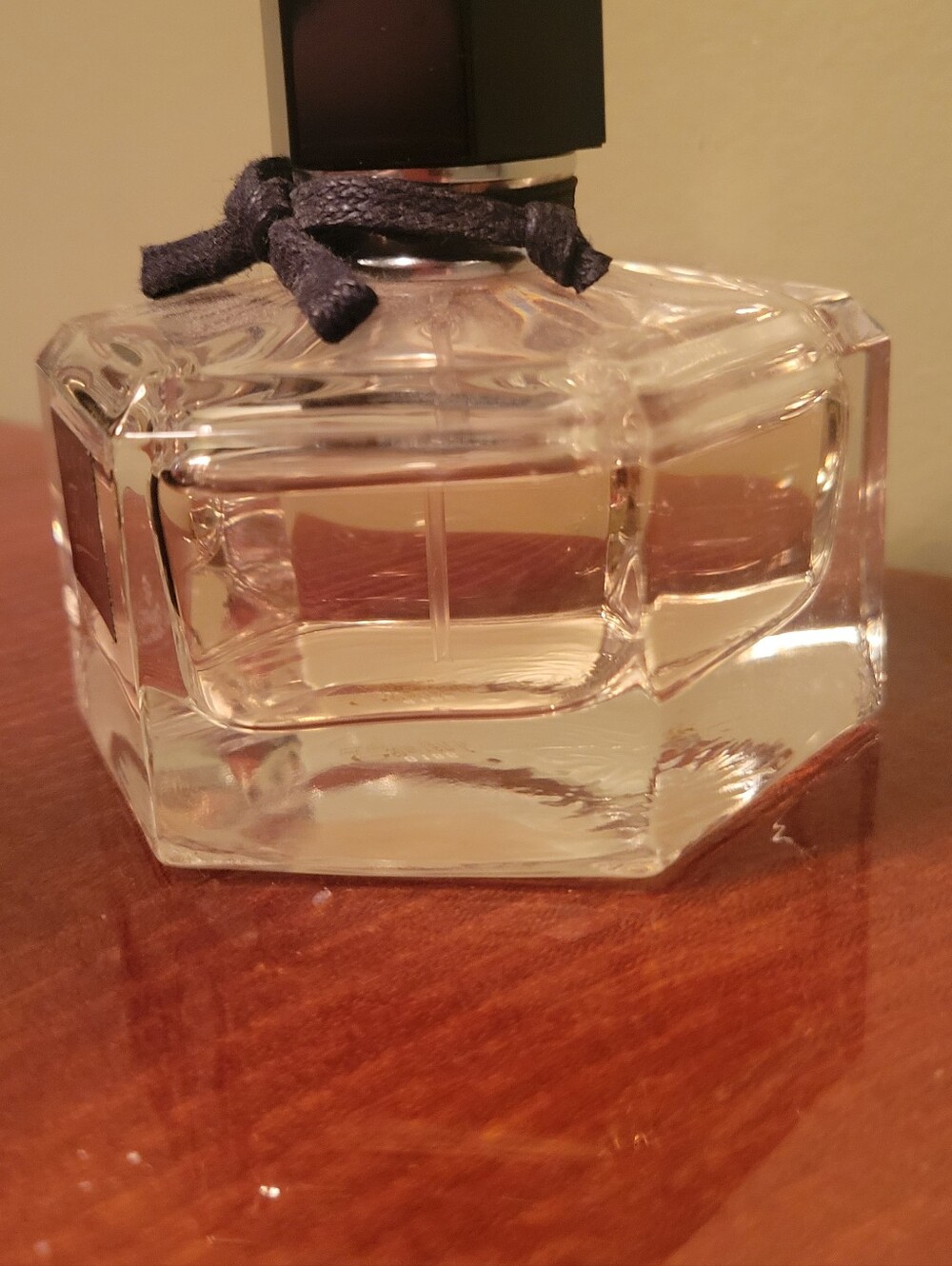 Gucci Flora Eau De Toilette - Picture 2 of 3
